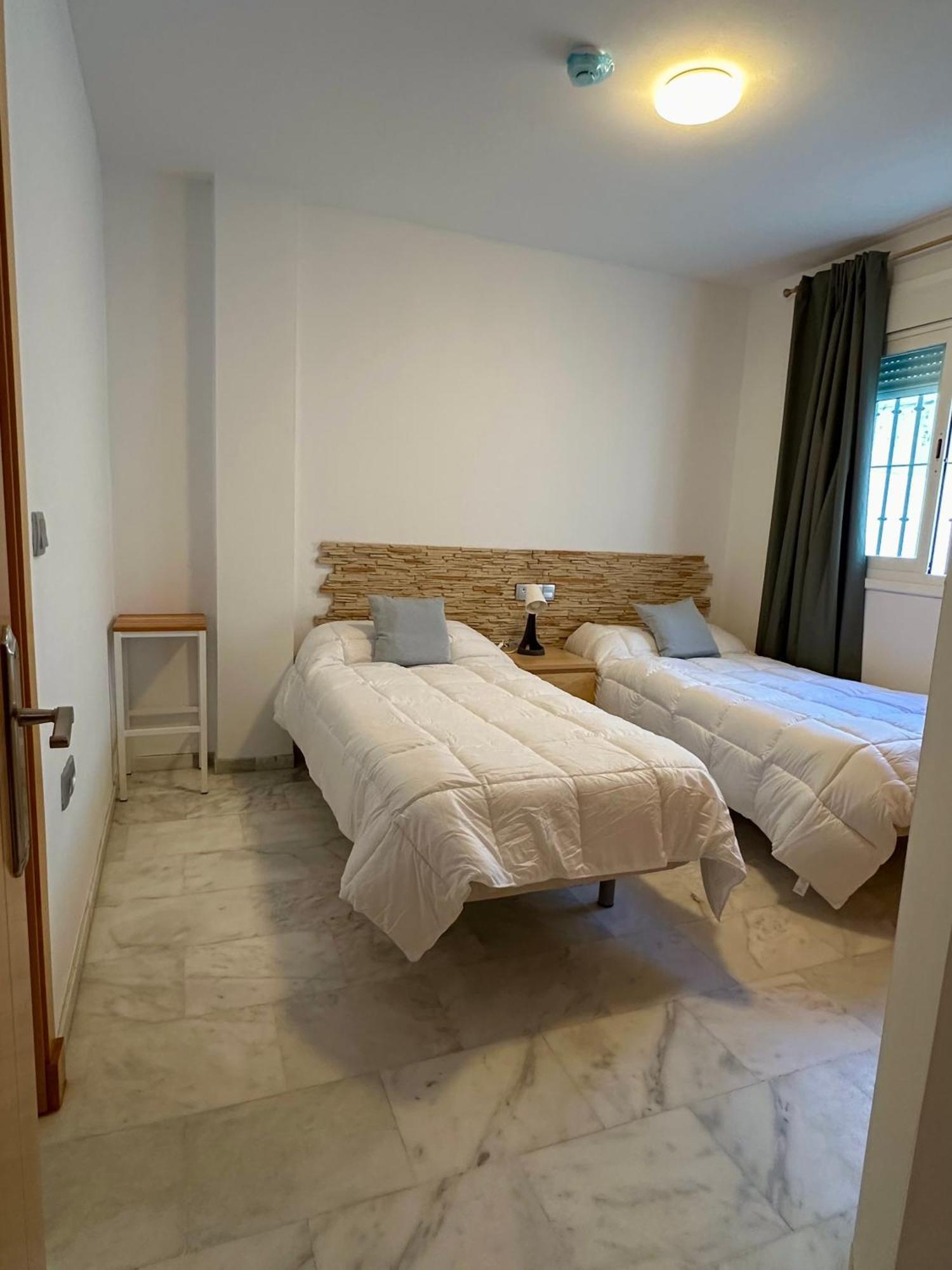 Apartahotel Doña Reyes Chipiona Exterior foto